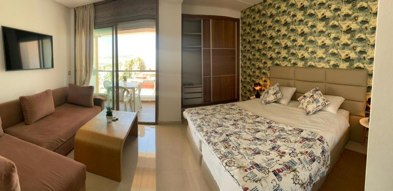 Puerto Marina Apartment อซิลาห์ ภายนอก รูปภาพ
