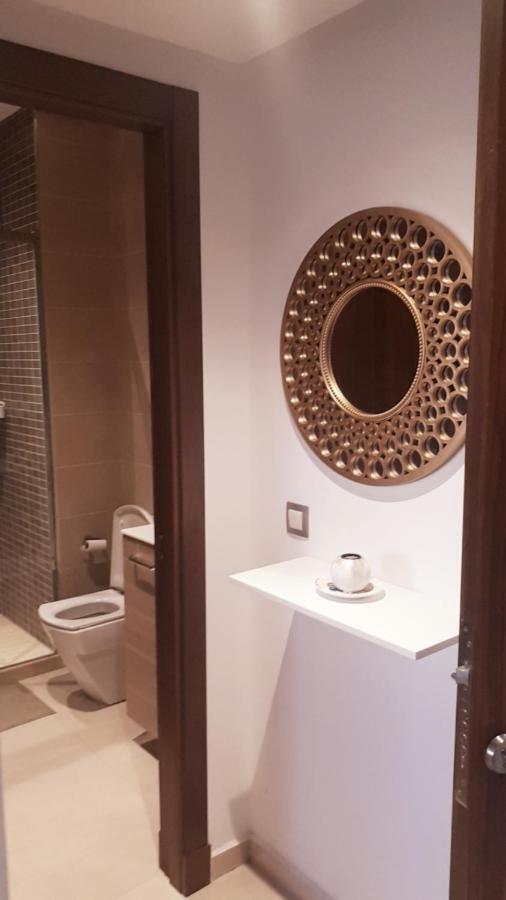 Puerto Marina Apartment อซิลาห์ ภายนอก รูปภาพ