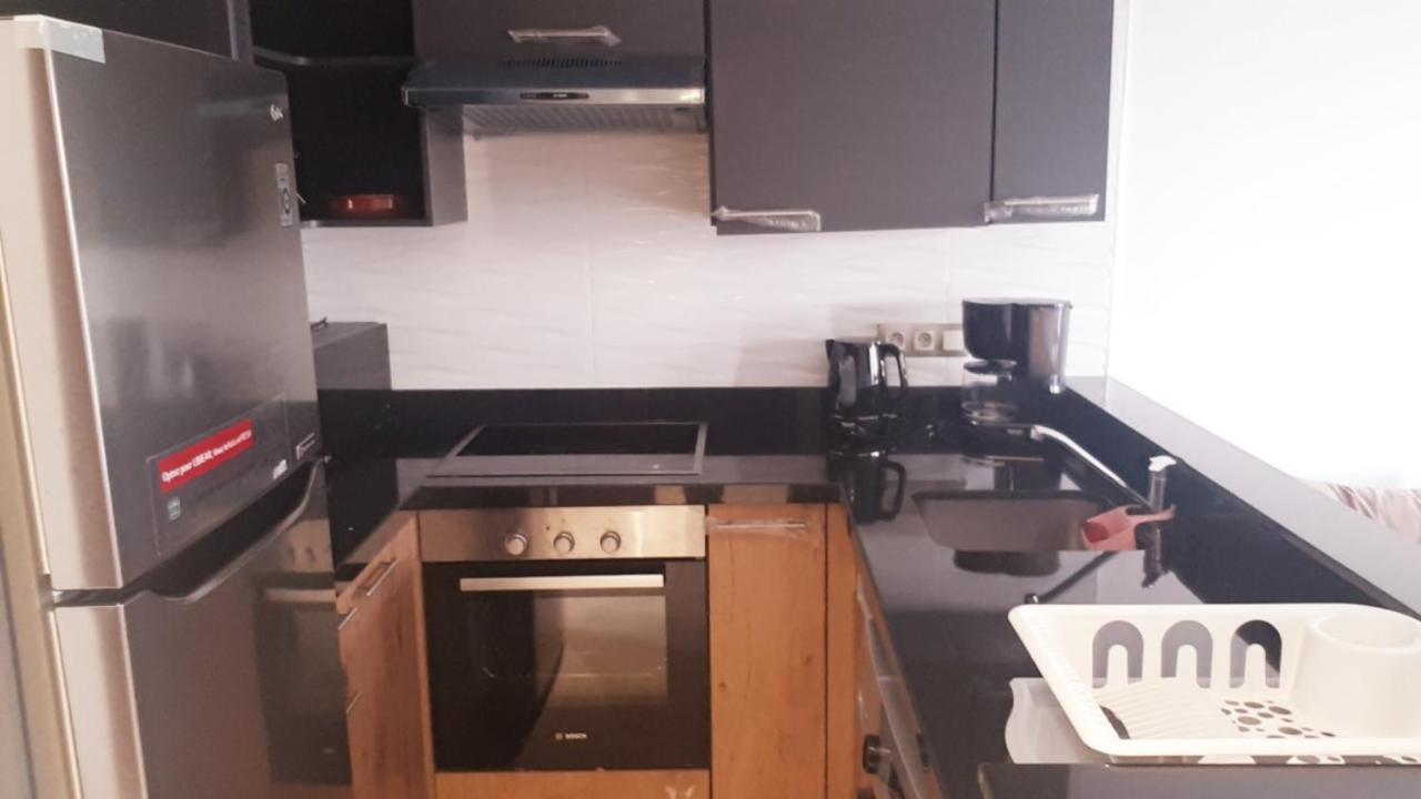 Puerto Marina Apartment อซิลาห์ ภายนอก รูปภาพ